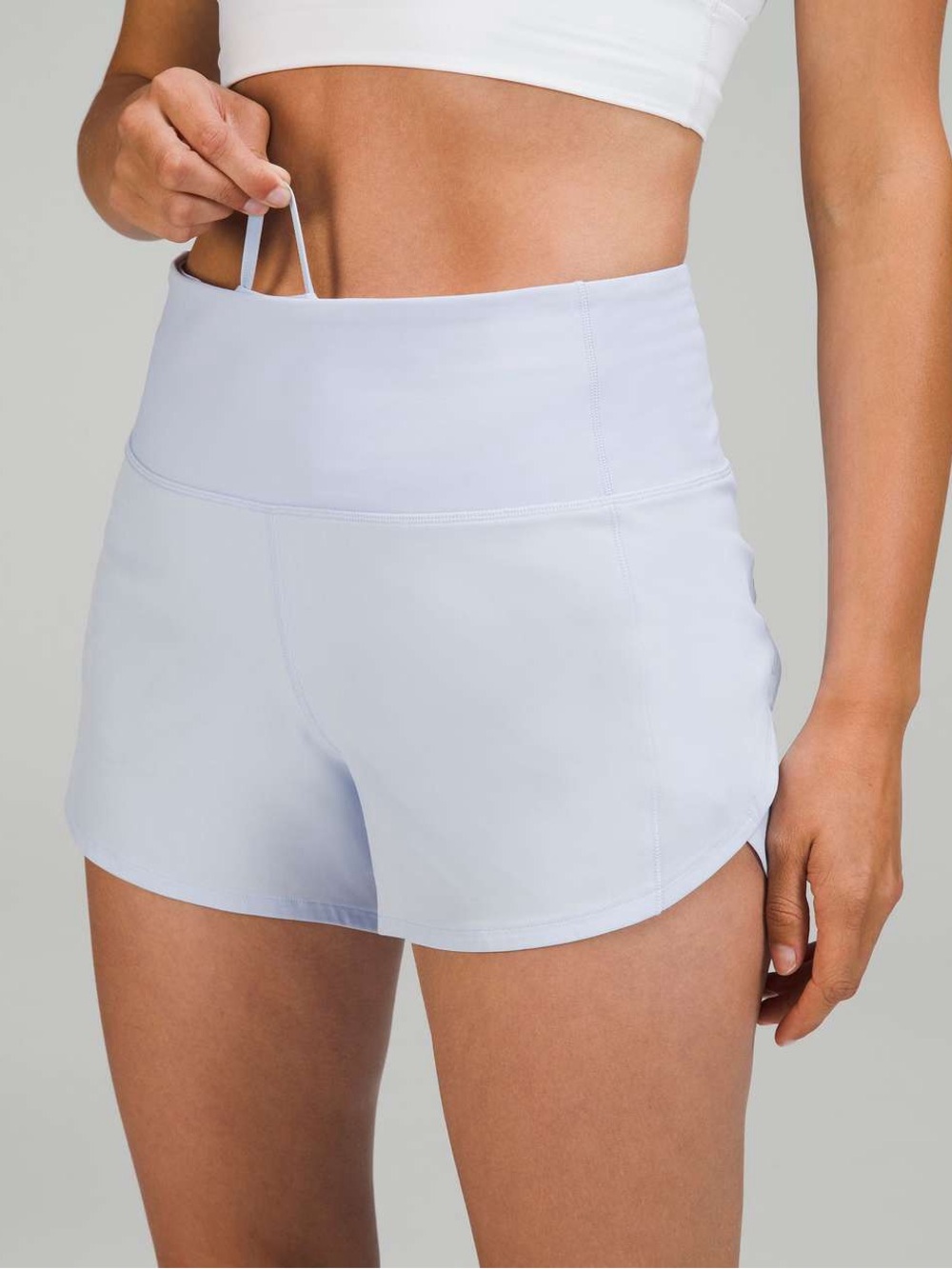 Lululemon Speed Up High-Rise Lined Short 4"
Pastel Blue Size 2